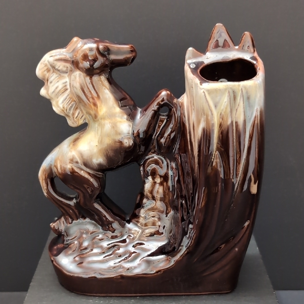 VGT,Elegant Brown Glazed Ceramic Horse Sculpture/Vase.